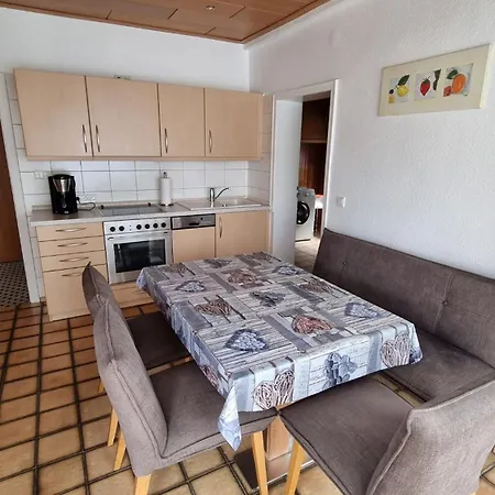 Appartement Mit Grossem Wintergarten